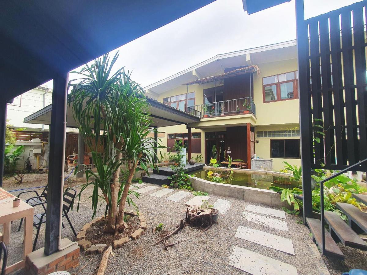 Pa Rang Cafe & Art Stay Chiang Mai Exterior foto